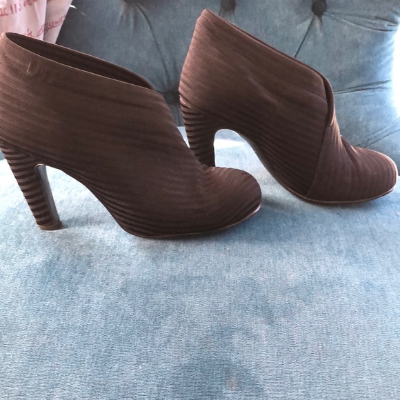 United Nude almost new fabric booties - Picture 7 of 11